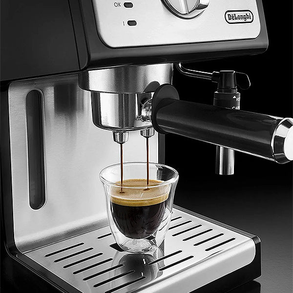 Load image into Gallery viewer, De'Longhi ECP35.31 Traditional Pump Espresso Maker