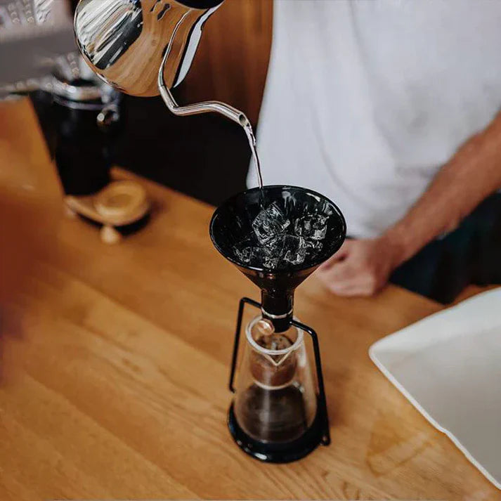 Load image into Gallery viewer, goat-story-gina-smart-coffee-maker-black image 4