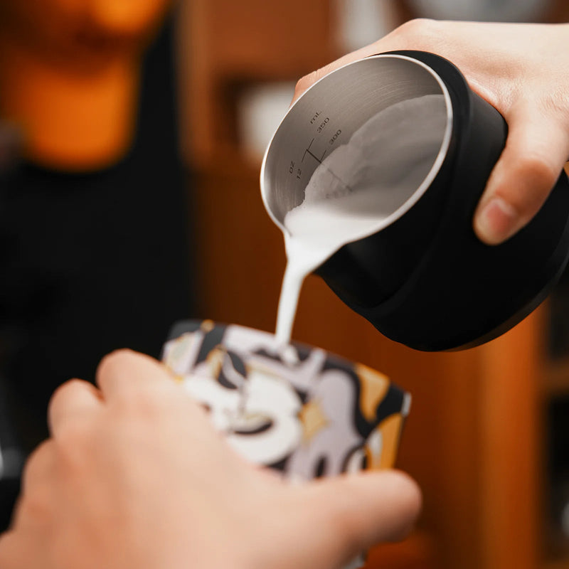 Load image into Gallery viewer, MHW-3Bomber GT Milk Pitcher Handle-less, 400ML Black