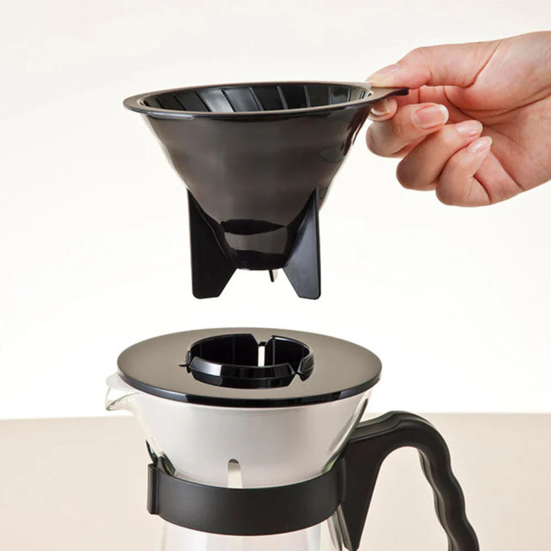 Load image into Gallery viewer, Hario V60 glass iced coffee maker with a 700ml capacity, featuring a clear glass carafe.