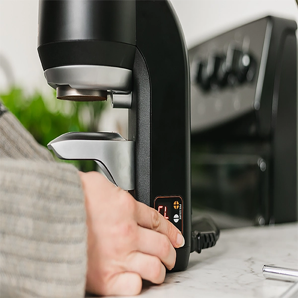 Load image into Gallery viewer, Puqpress – Q Gen6 Precision Automatic Tamper Black