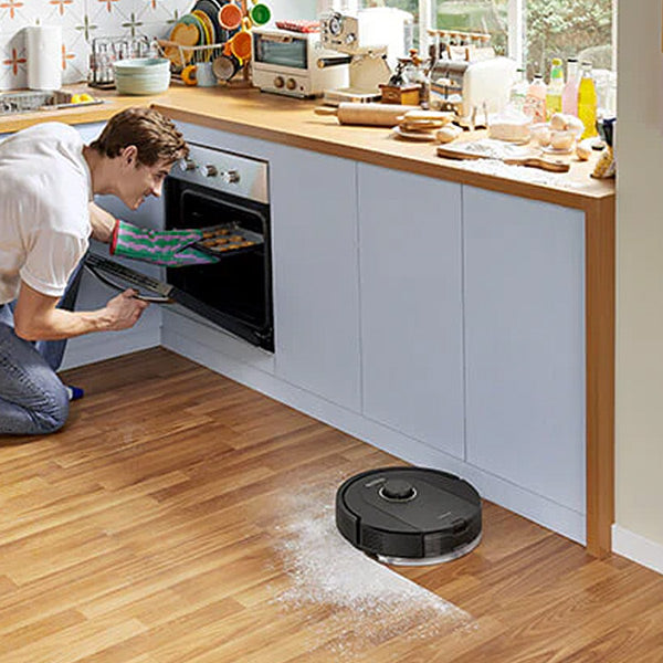 Roborock Q5 Pro EU Black Robot Vacuum with 2700Pa Power Suction