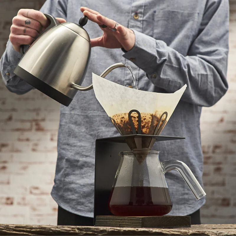 Load image into Gallery viewer, E&amp;B Flower V60 – Stainless Steel Filter
