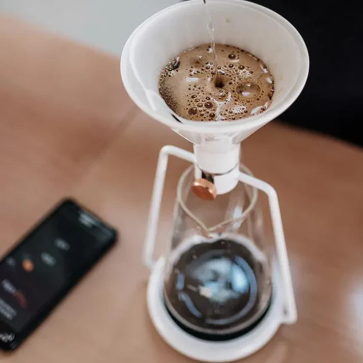 Load image into Gallery viewer, Goat Story Gina Smart Coffee Maker – White image 4
