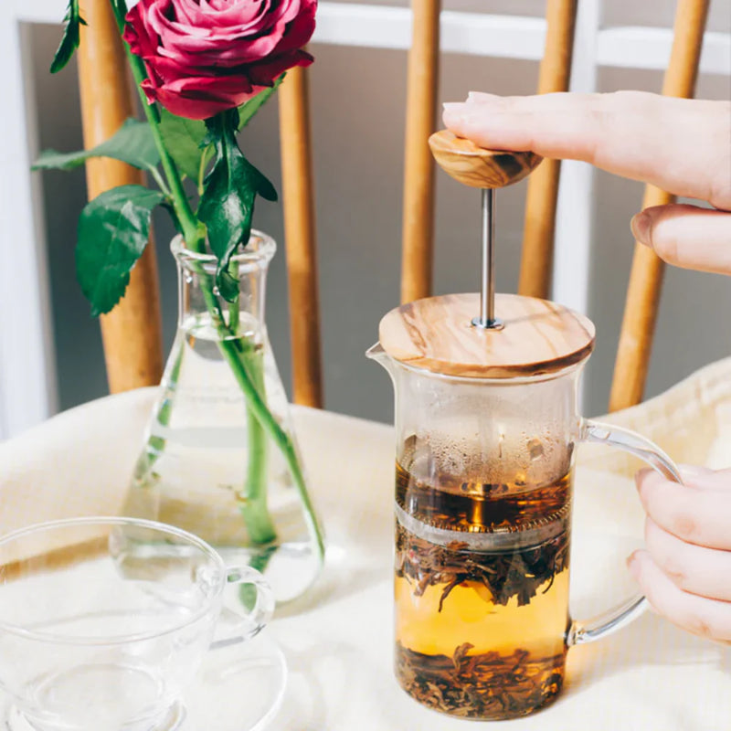 Load image into Gallery viewer, Hario Wood Tea Press – 600ml
