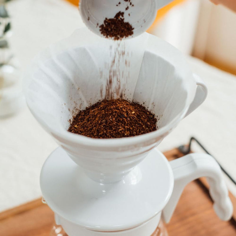 Load image into Gallery viewer, Hario V60 Coffee Server 02 Set Pale Grey
