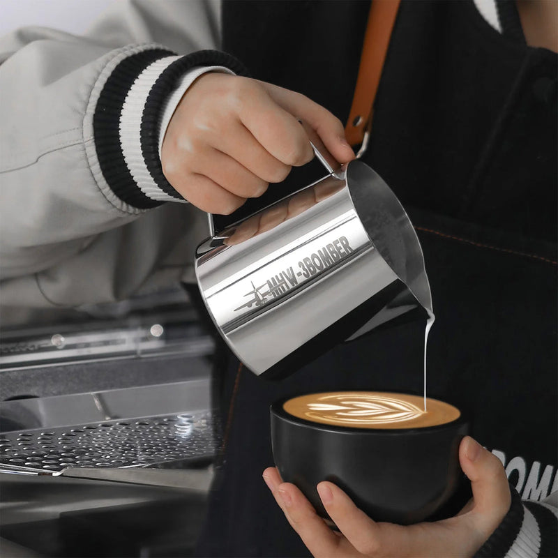 Load image into Gallery viewer, MHW-3Bomber Latte Art Pitcher 5.0 500ML Glossy Grey
