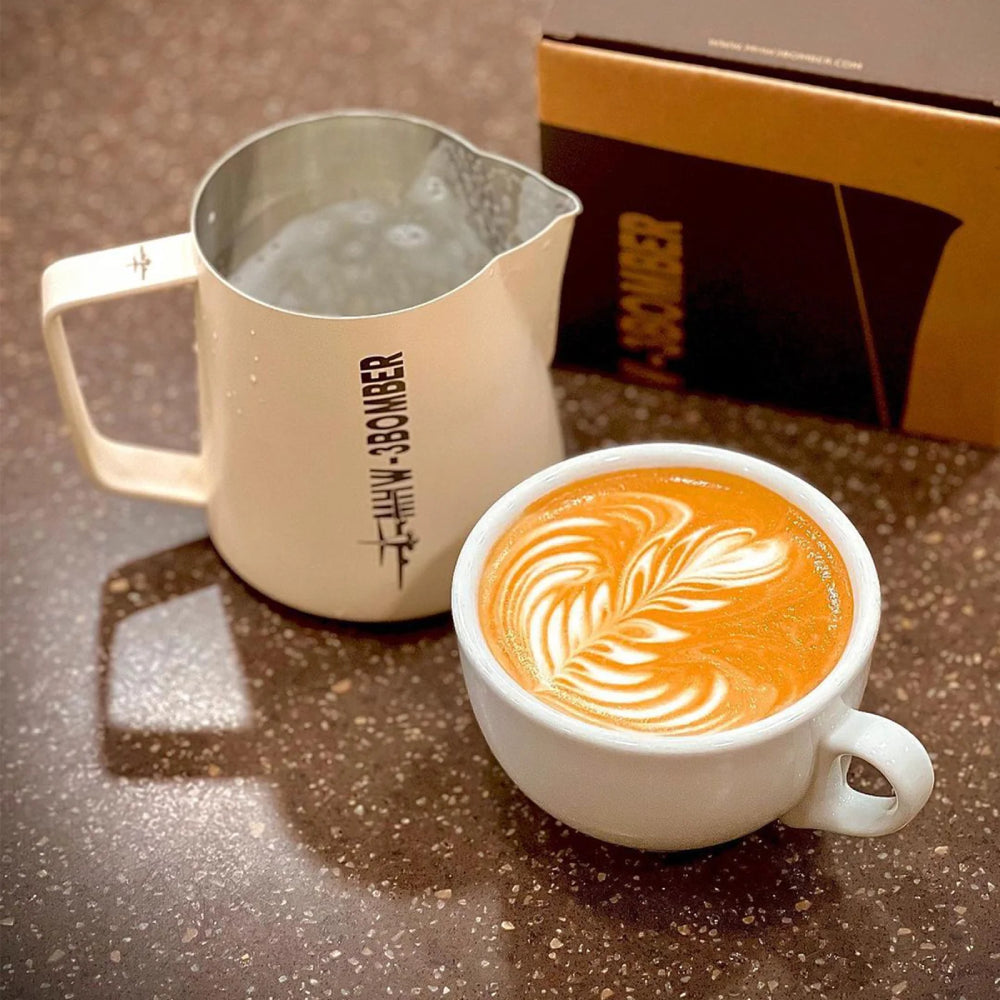 MHW-3Bomber Milk Pitcher 5.0 Off-White 600ML