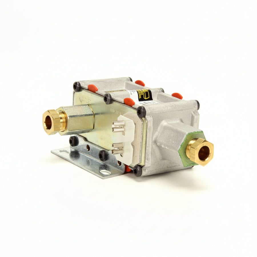 Valve R80001, Dual Safety Vertical, 3-8