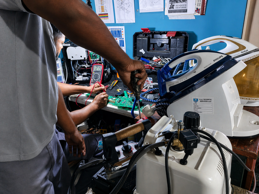 Find Expert Philips Steam Iron Repair and Appliances Maintenance Services in Dubai, UAE