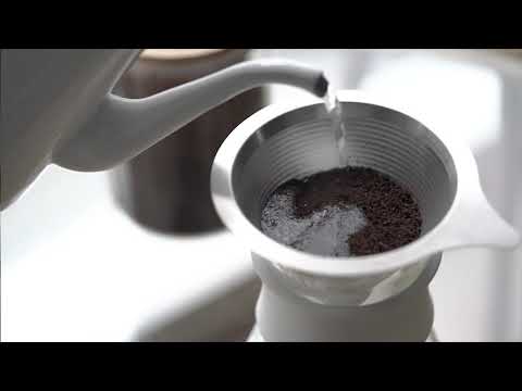 Load and play video in Gallery viewer, Hario V60 Glass Brewing Kit

